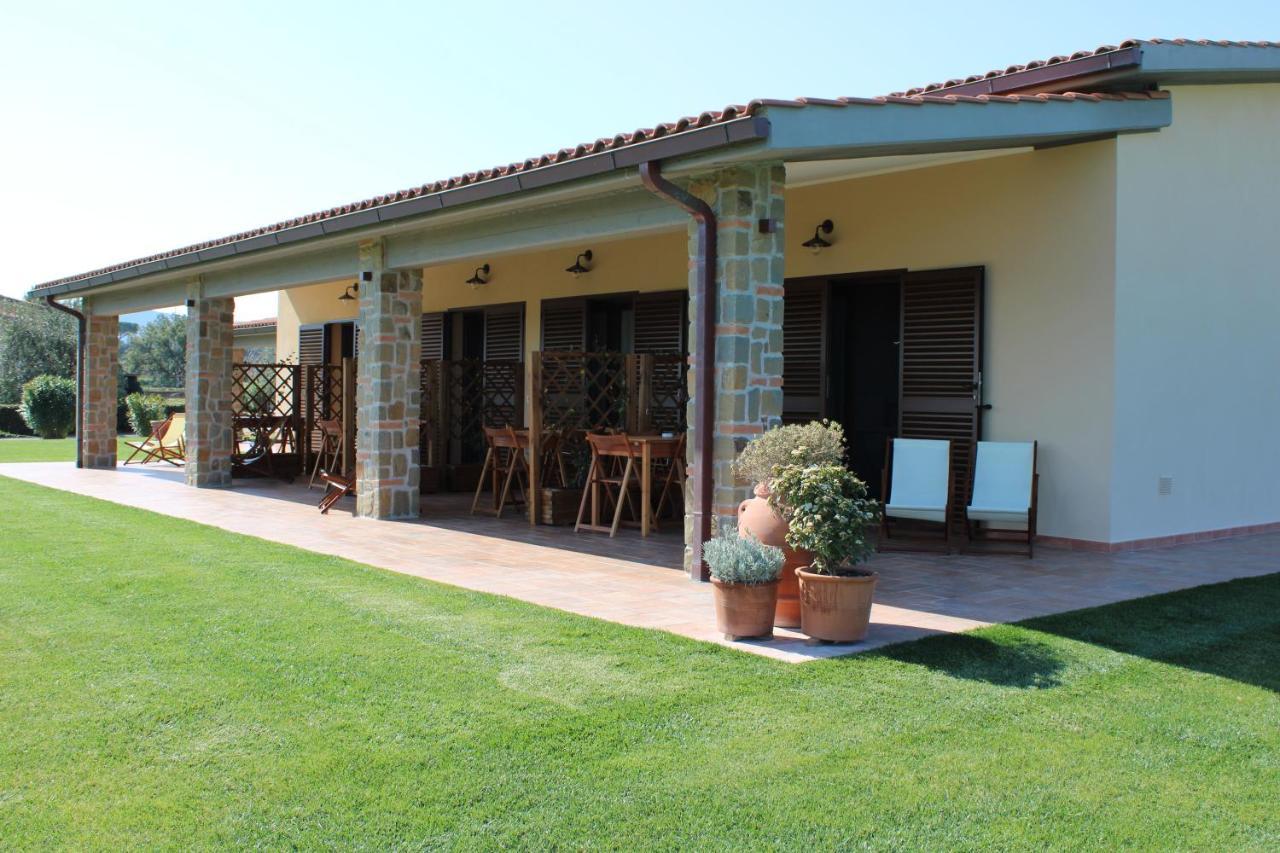 Agriturismo Il Vecchio Mandorlo Кастильоне-делла-Пеская Экстерьер фото
